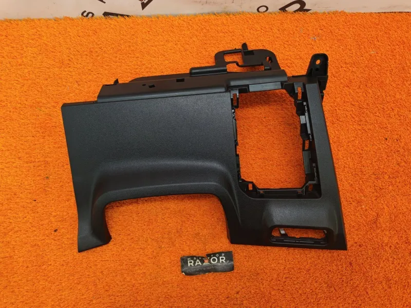 Накладка на торпедо