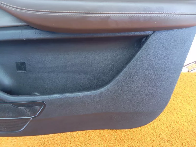 Обшивка двери