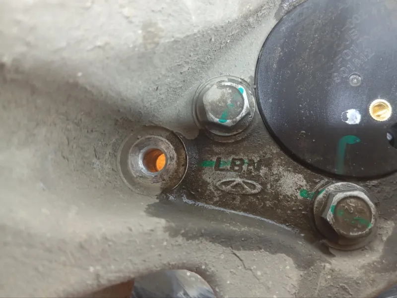 Кулак поворотный