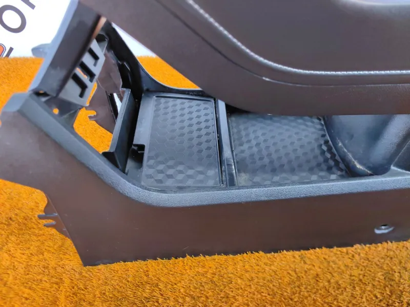 Консоль центральная