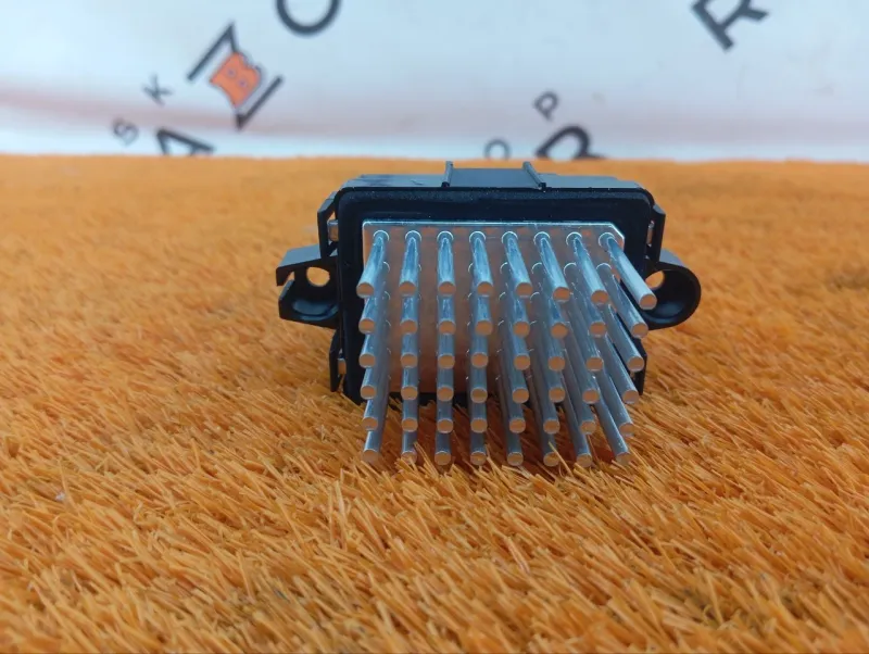 Резистор отопителя