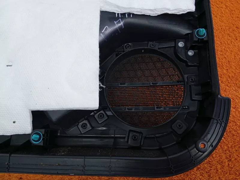 Обшивка двери