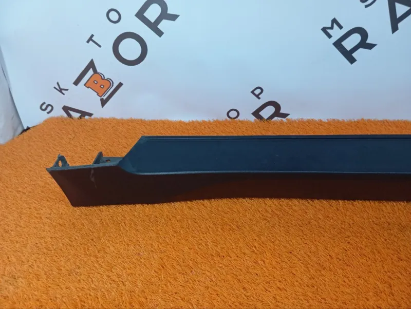 Накладка на порог наружная