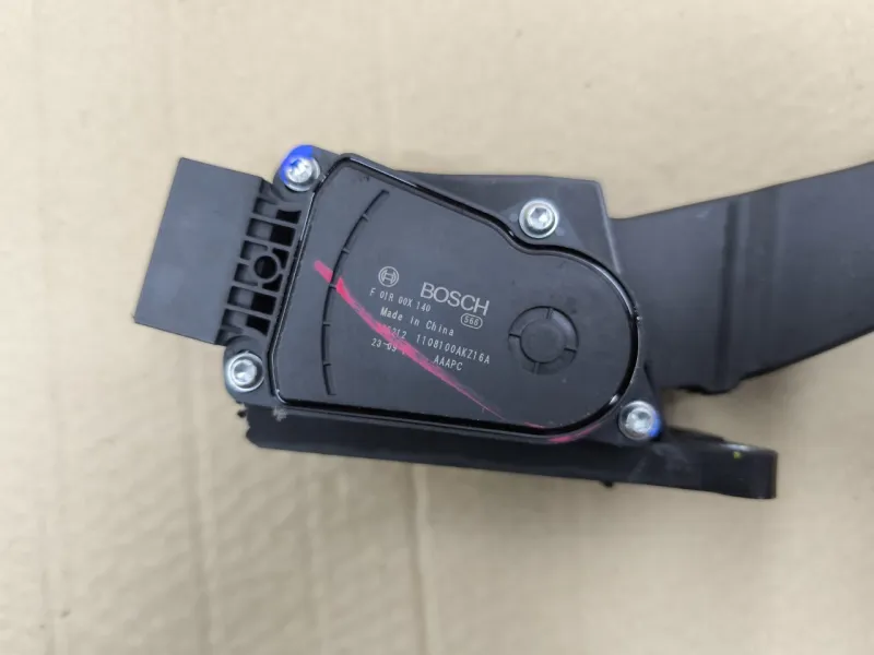 Педаль газа