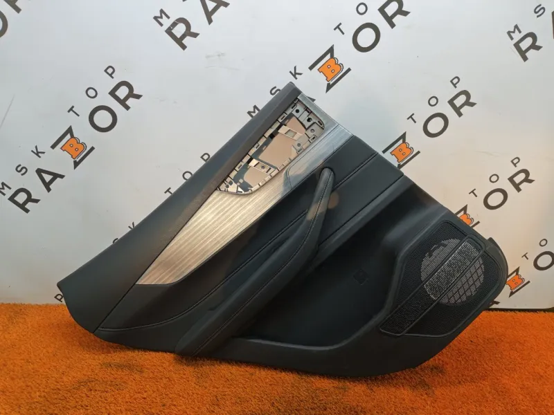 Обшивка двери