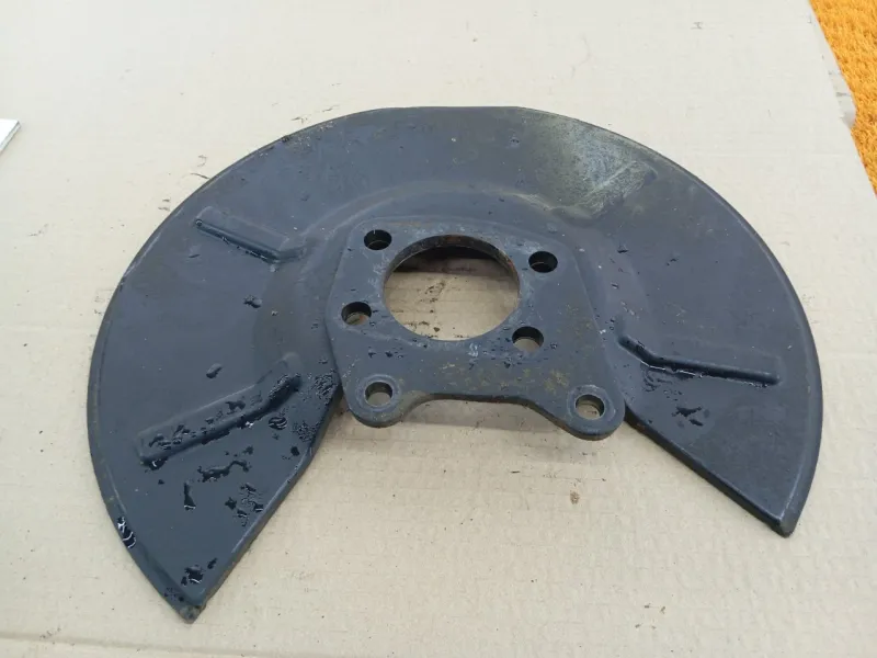 Пыльник тормозного диска