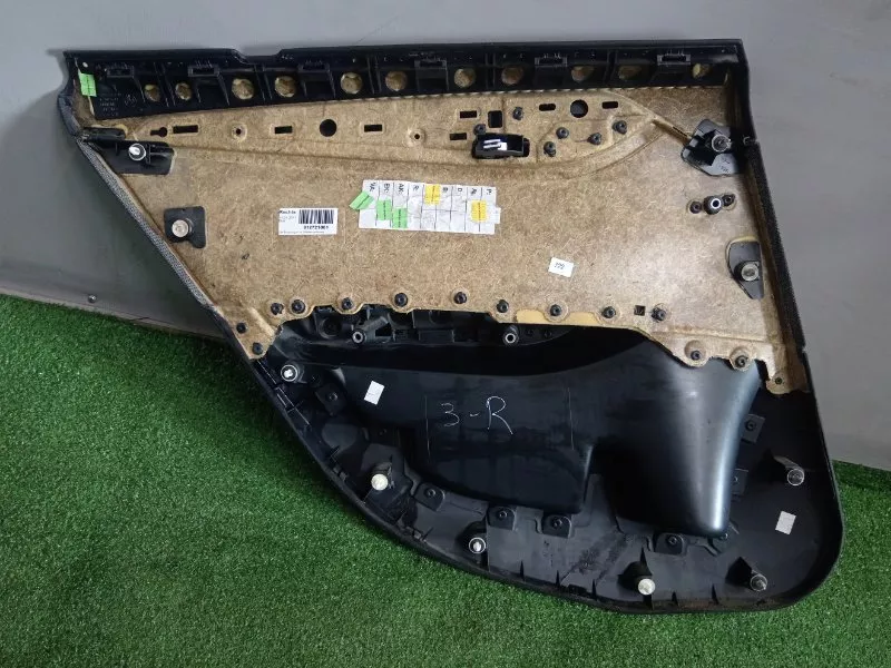 Обшивка двери