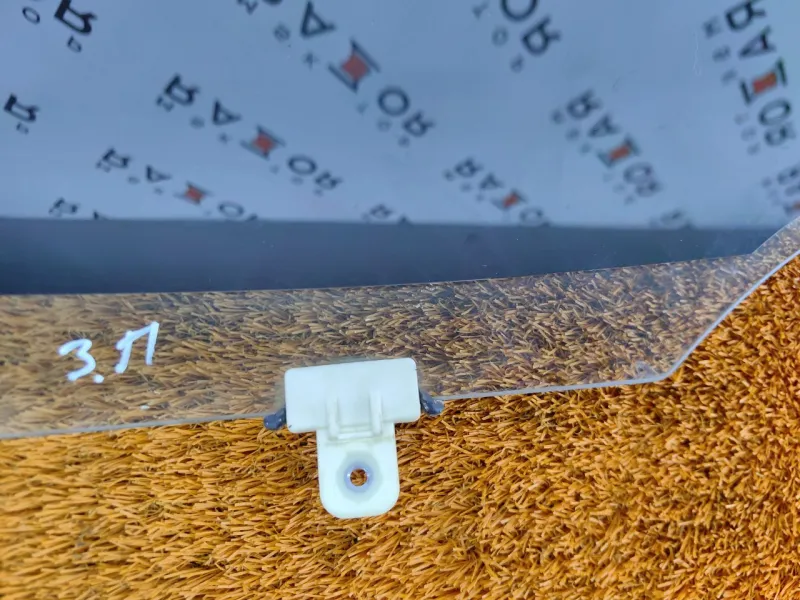 Стекло двери