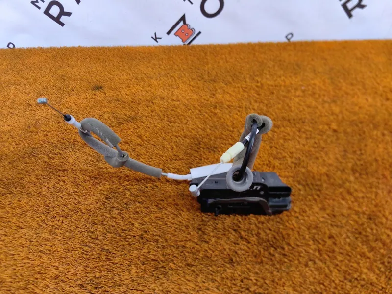 Замок двери