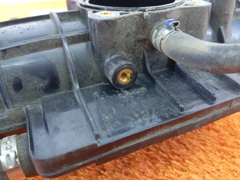 Коллектор впускной