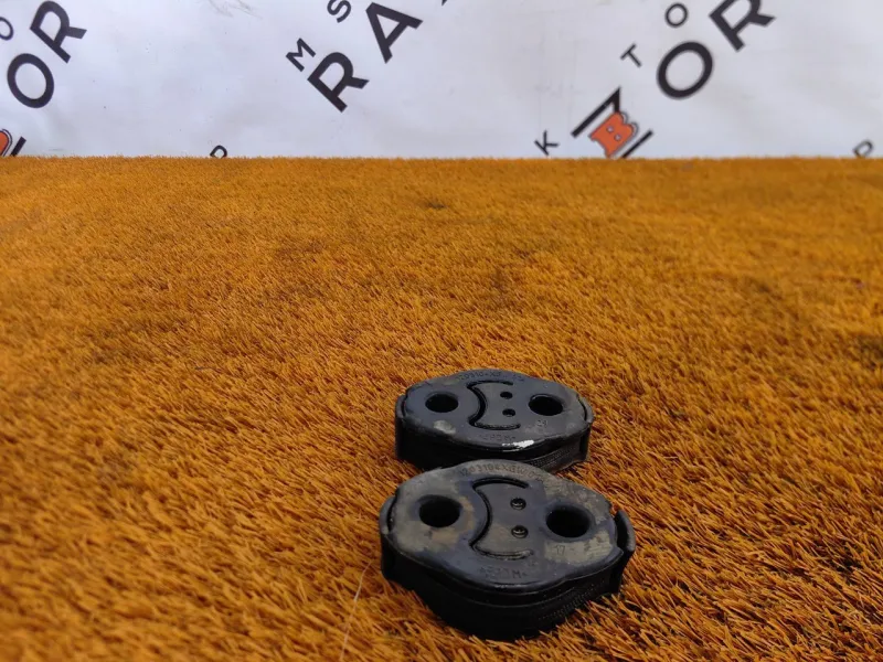 Крепление глушителя