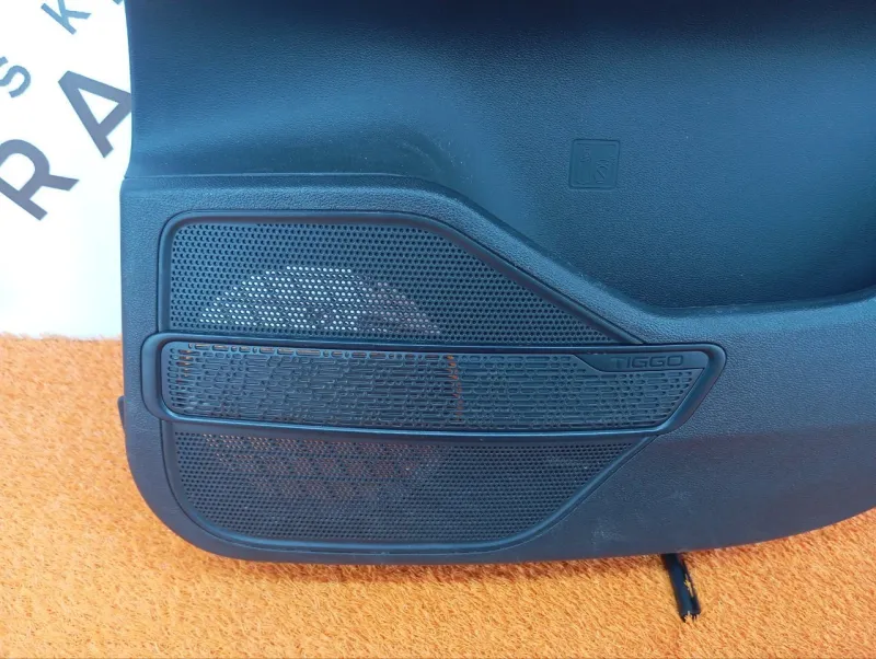 Обшивка двери