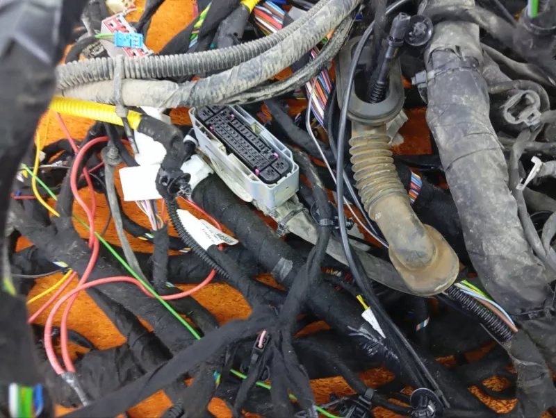 Проводка подкапотная