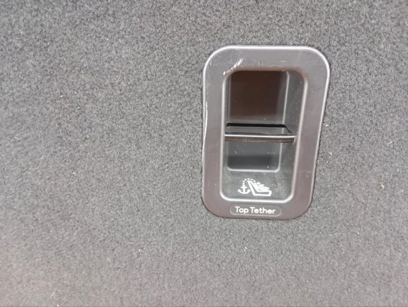 Спинка сиденья