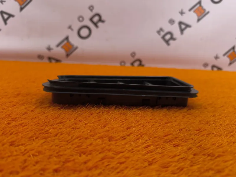 Решетка вентиляционная