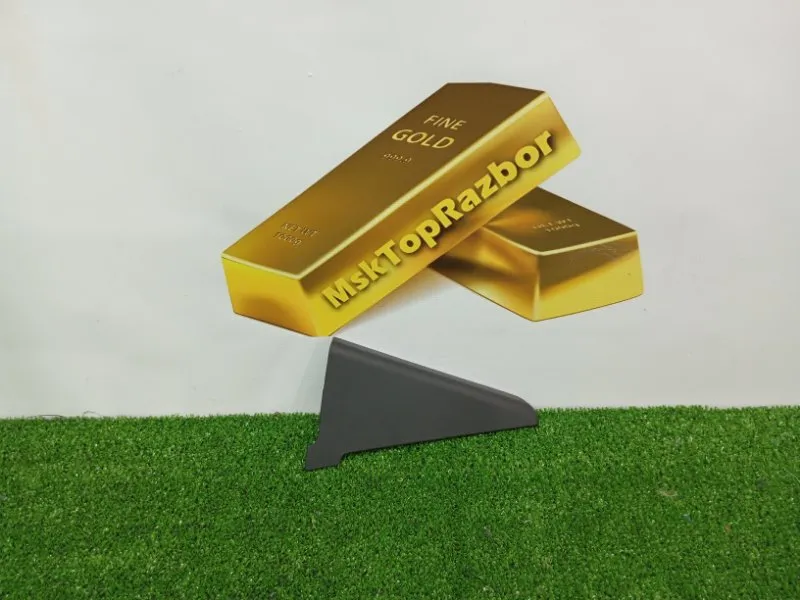 Уголок двери