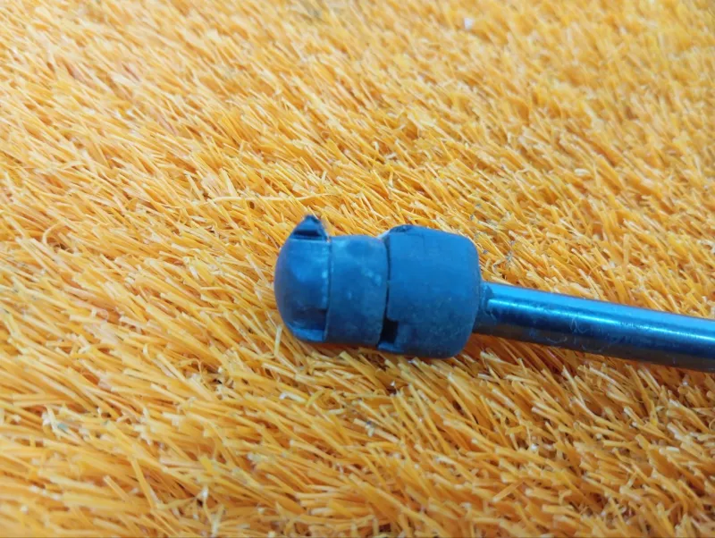 Амортизатор капота