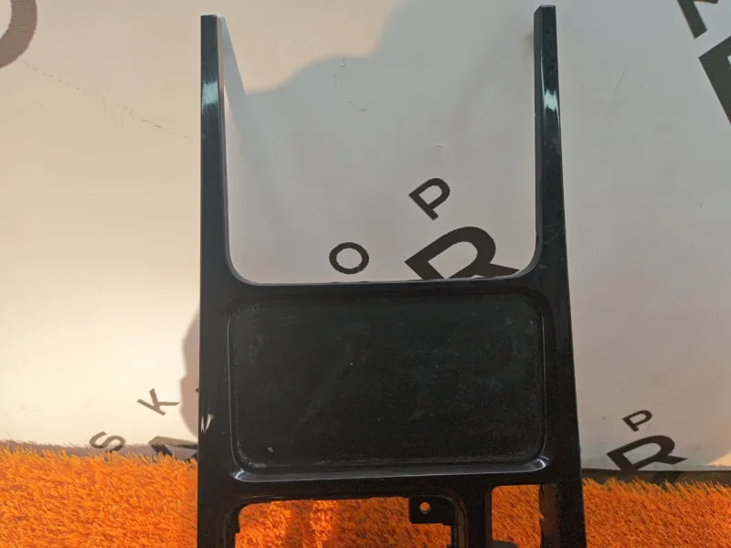 Накладка центральной консоли