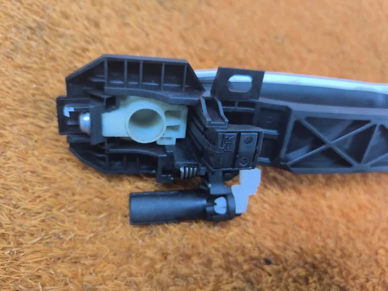 Ручка двери наружняя