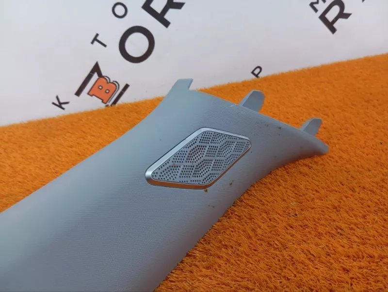 Накладка на стойку кузова