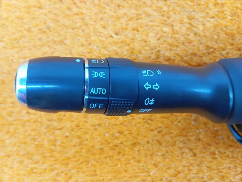 Подрулевой переключатель