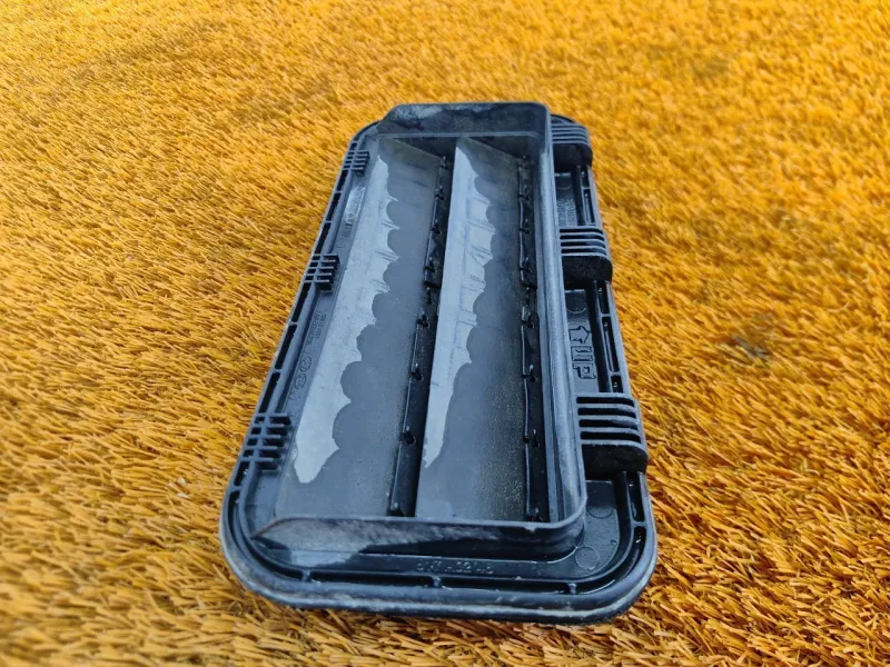 Решетка вентиляционная