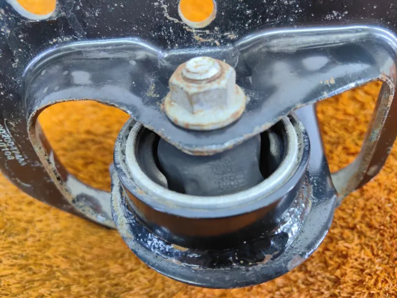 Рычаг подвески