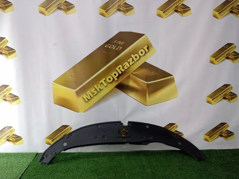 Накладка замка капота