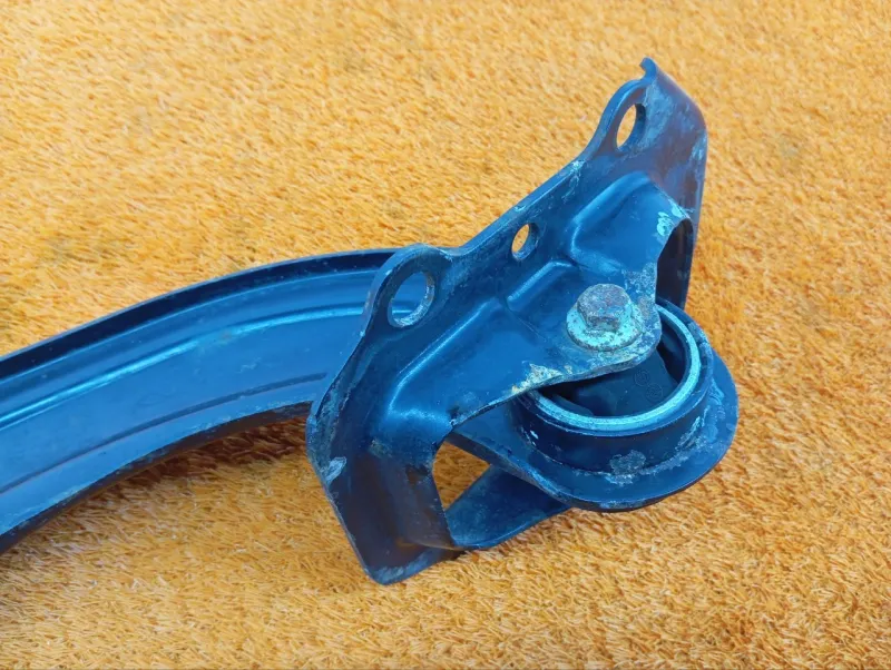 Рычаг подвески