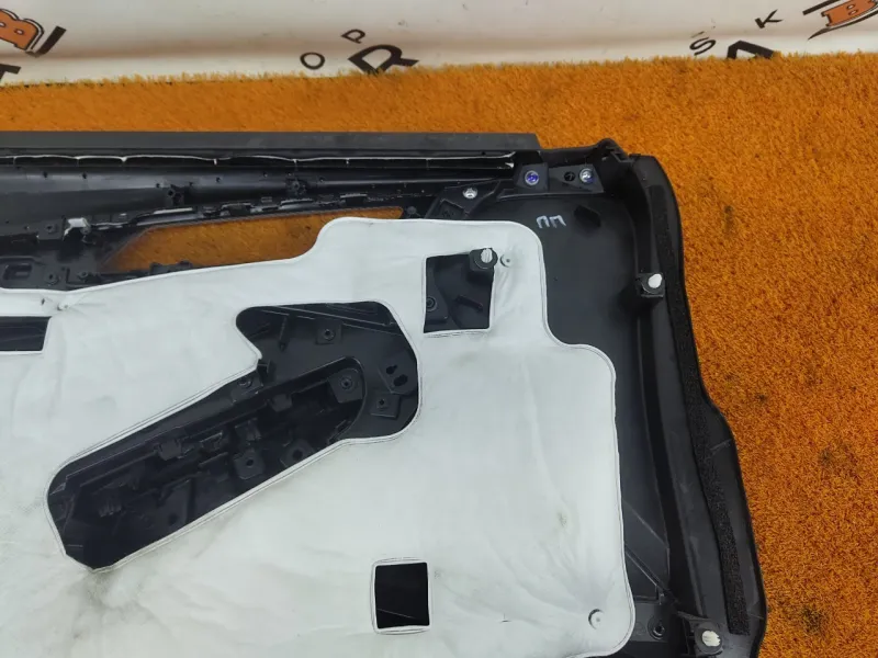 Обшивка двери