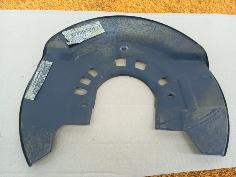 Пыльник тормозного диска