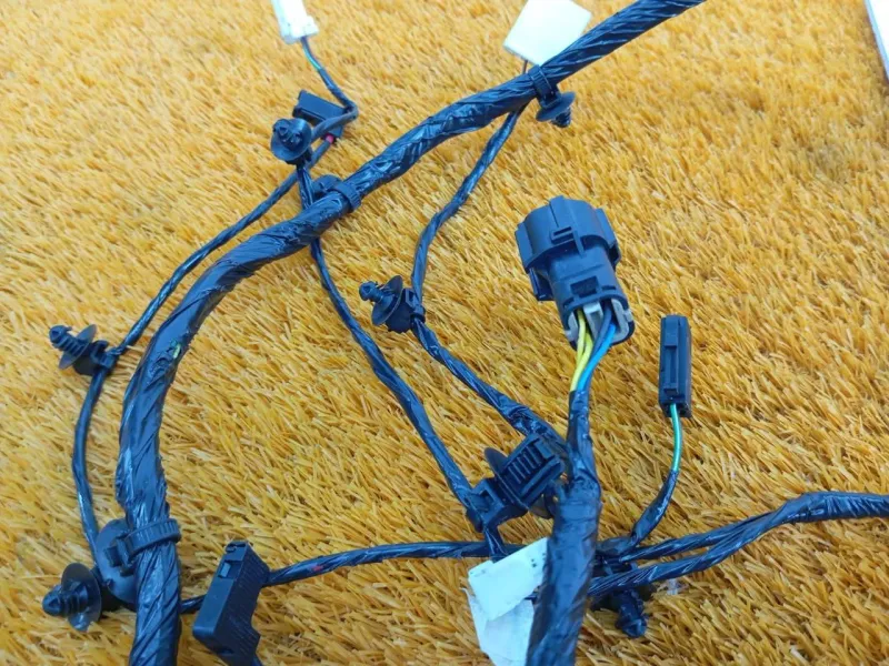 Проводка крышки багажника