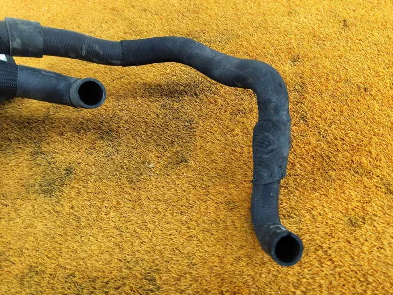 Патрубок воздушного фильтра