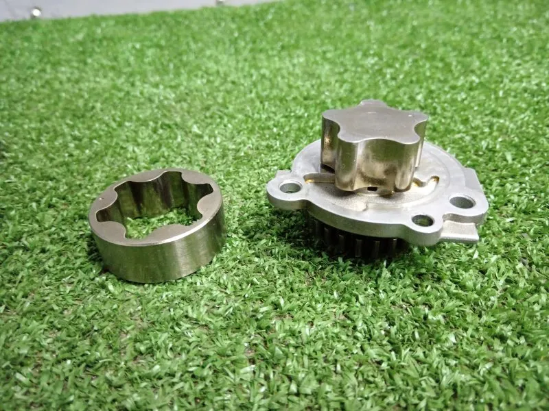 Масляный насос