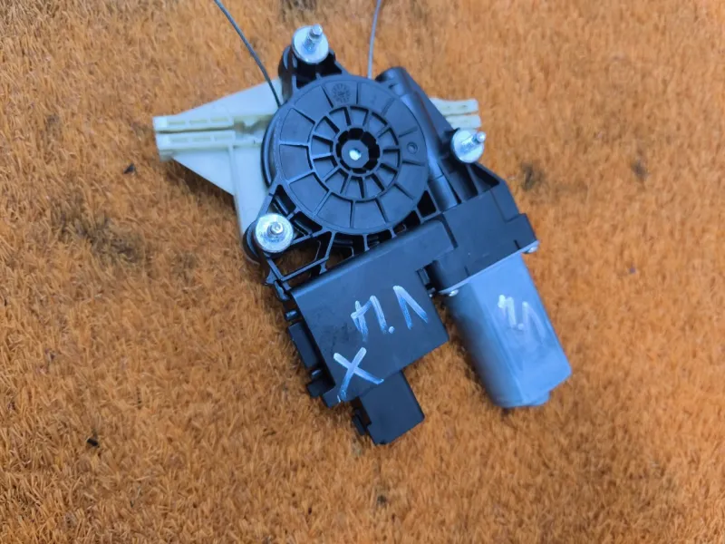 Стеклоподъемник