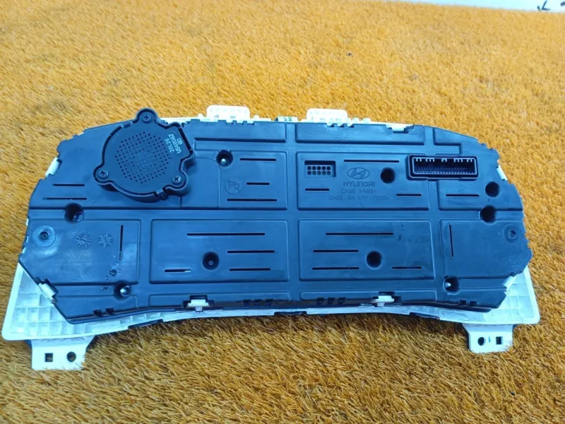 Панель приборов