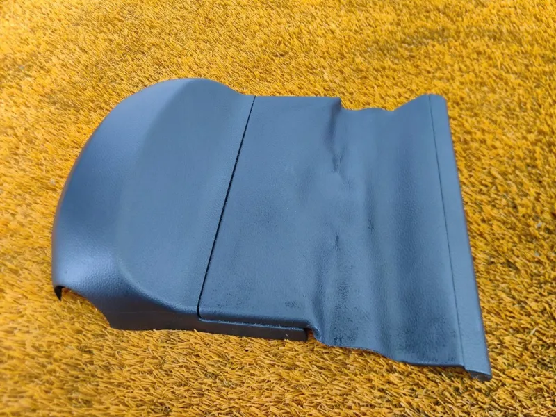 Кожух рулевой колонки