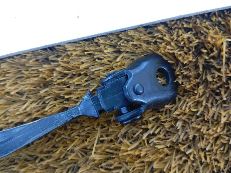 Ограничитель двери