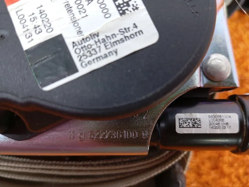 Ремень безопасности