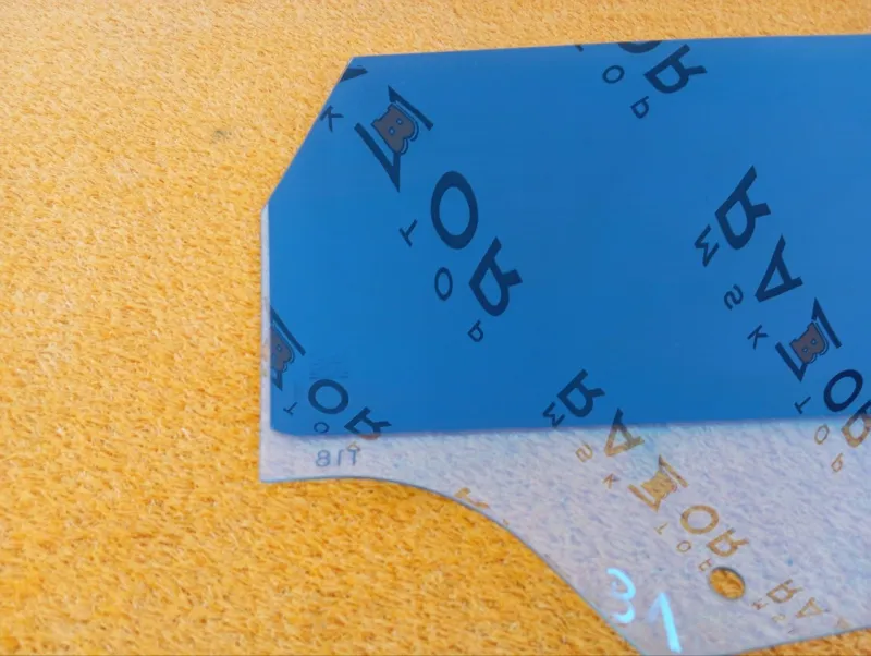 Стекло двери