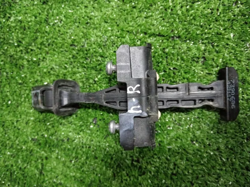 Ограничитель двери