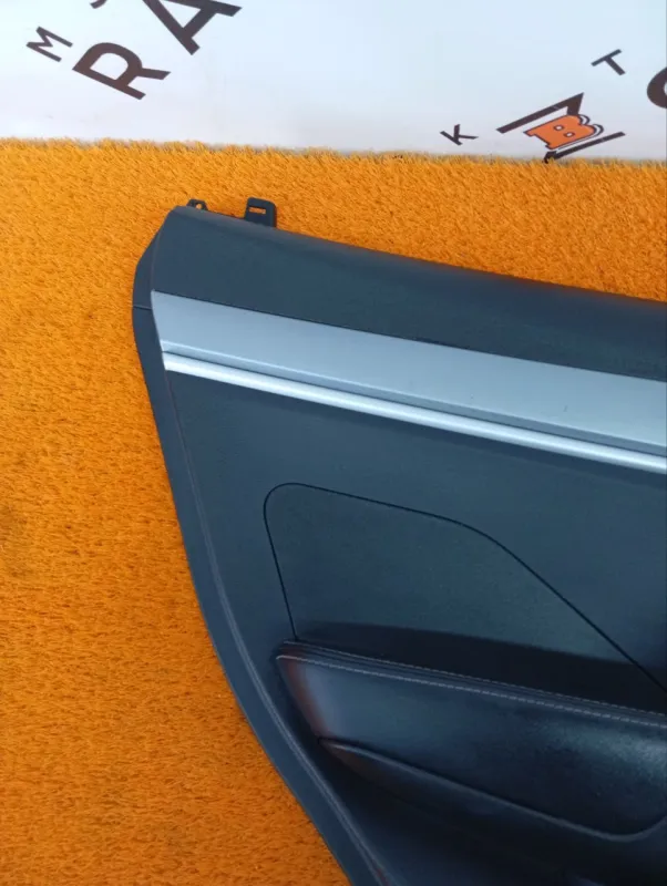 Обшивка двери