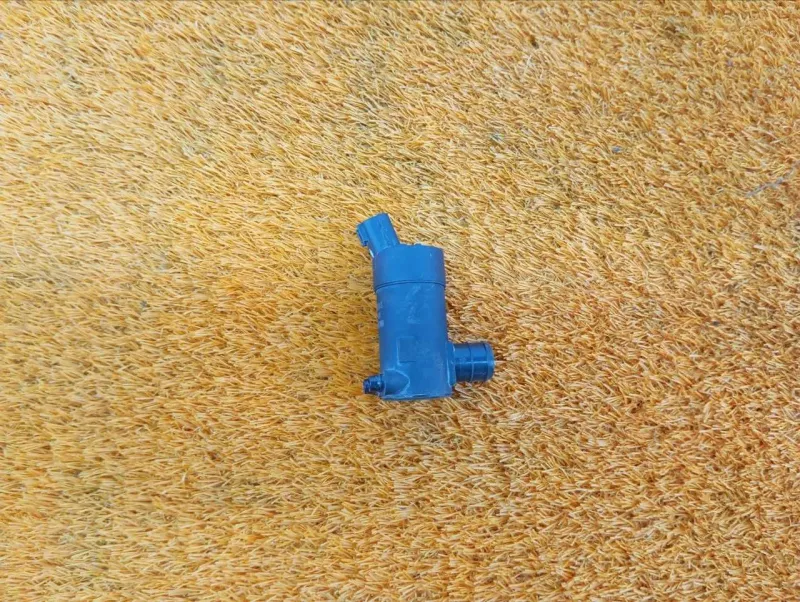 Насос стеклоомывателя