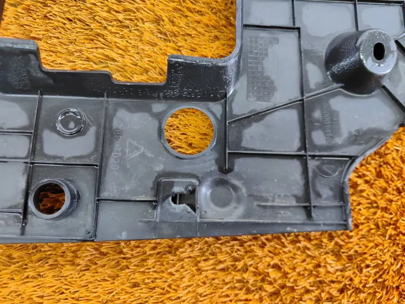 Накладка двигателя