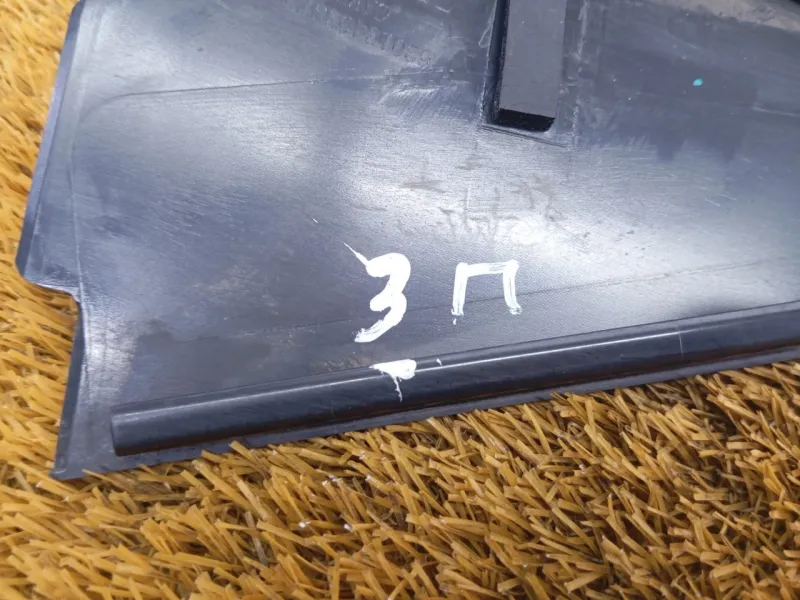 Молдинг двери