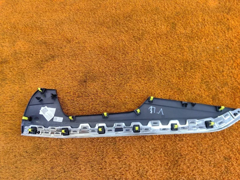 Накладка двери