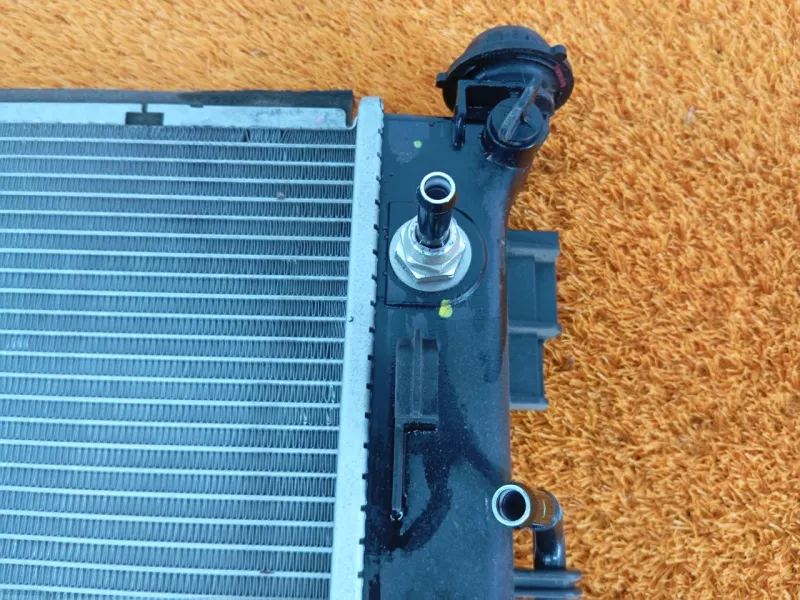 Радиатор двигателя