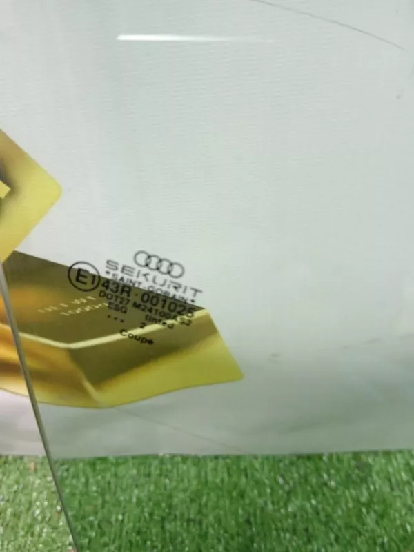 Форточка двери