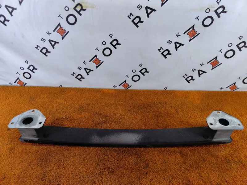 Усилитель бампера