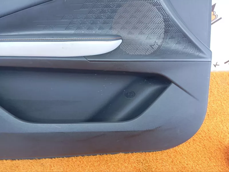 Обшивка двери